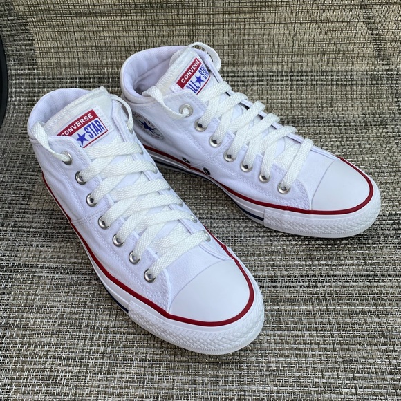 Converse Women's Chuck Taylor High Top White Sneakers Size 8.5 - Picture 2 of 12